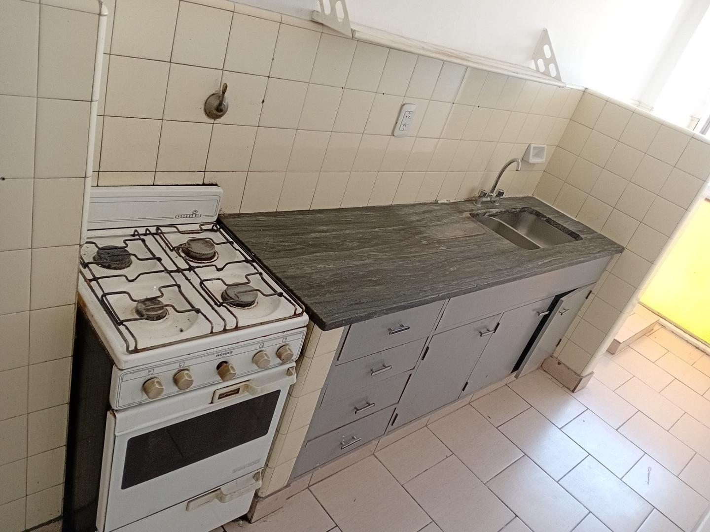 Departamento 3 ambientes con 1 baño