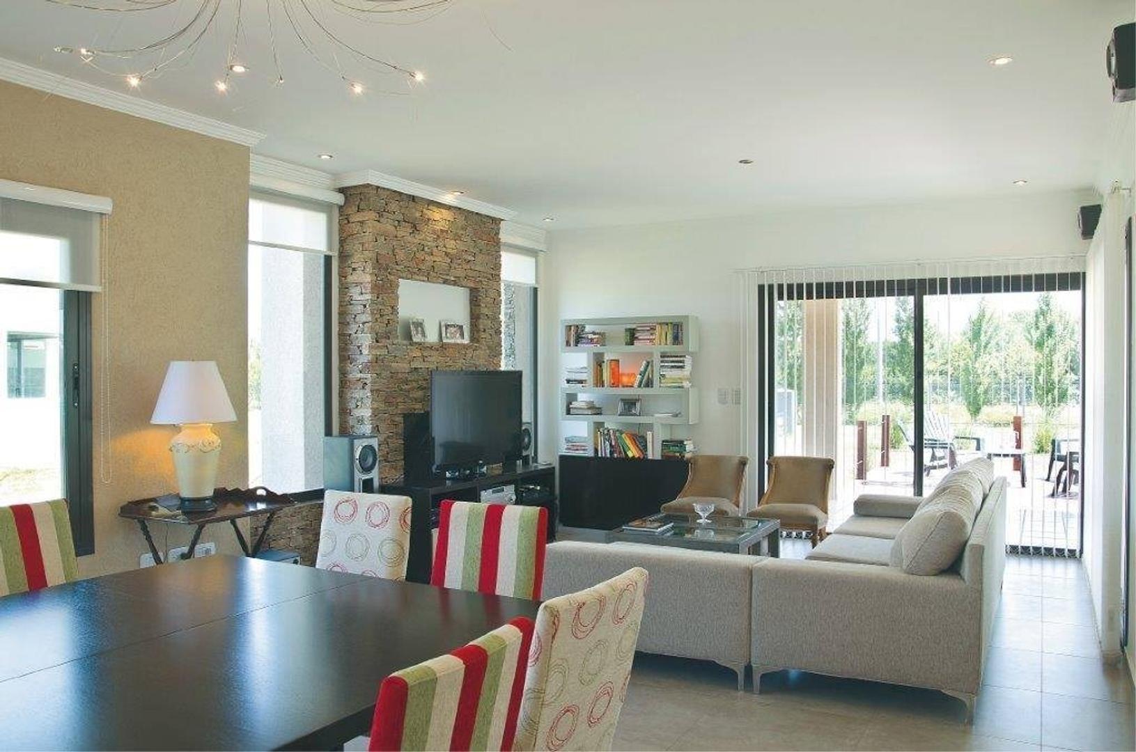 Casa en Alquiler en Terravista, USD 2.400