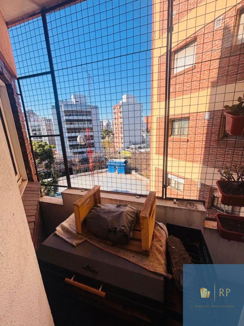 Departamento en Alquiler con 1 cocheras