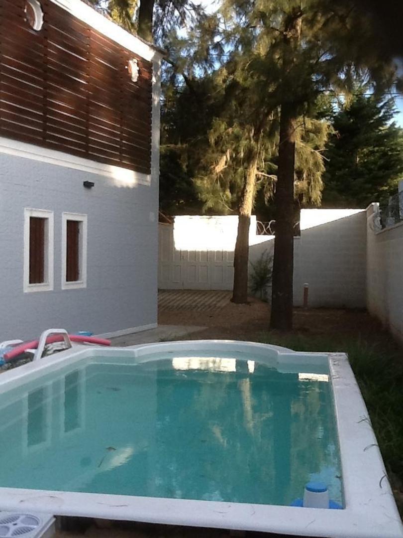 Excelente Casa En Venta Estilo Chalet En Pilar