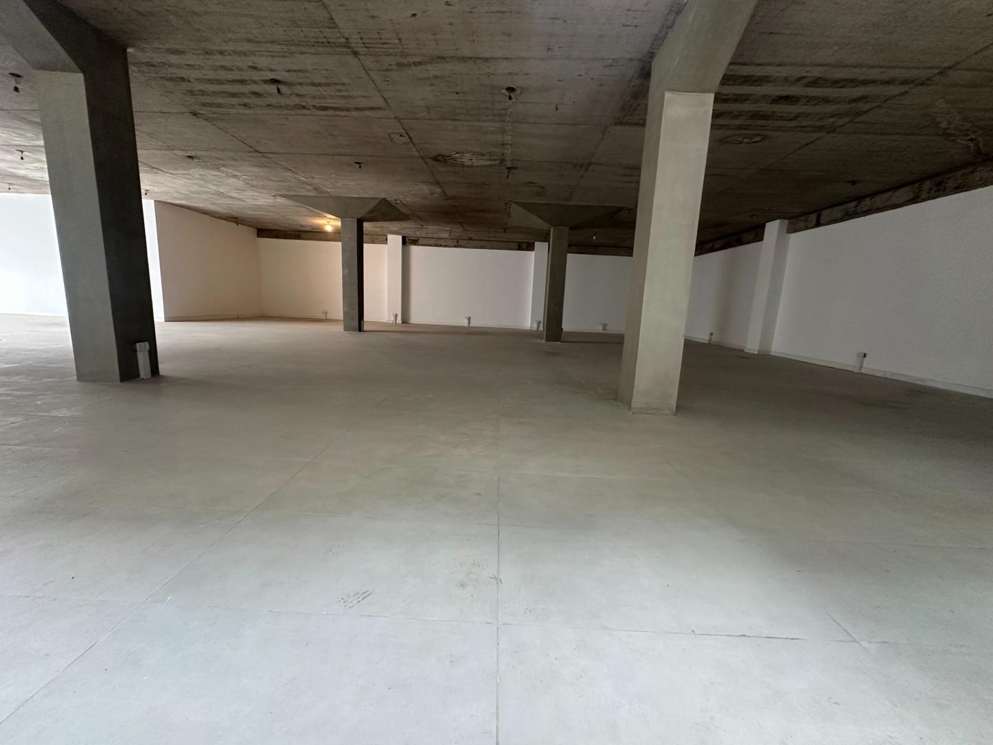 Oficina en Alquiler al Norte