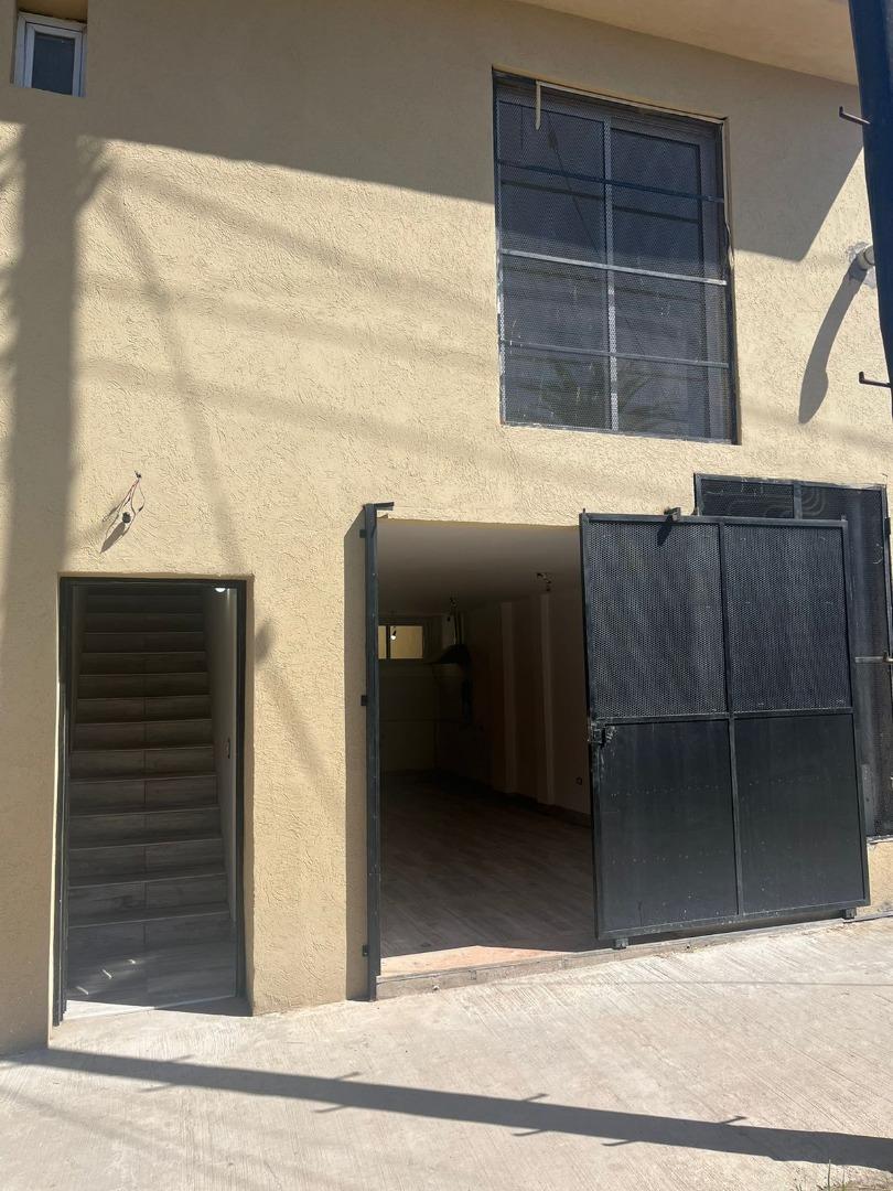 VENTA LOCAL COMERCIAL CON TERRAZA  EN SAN MIGUEL