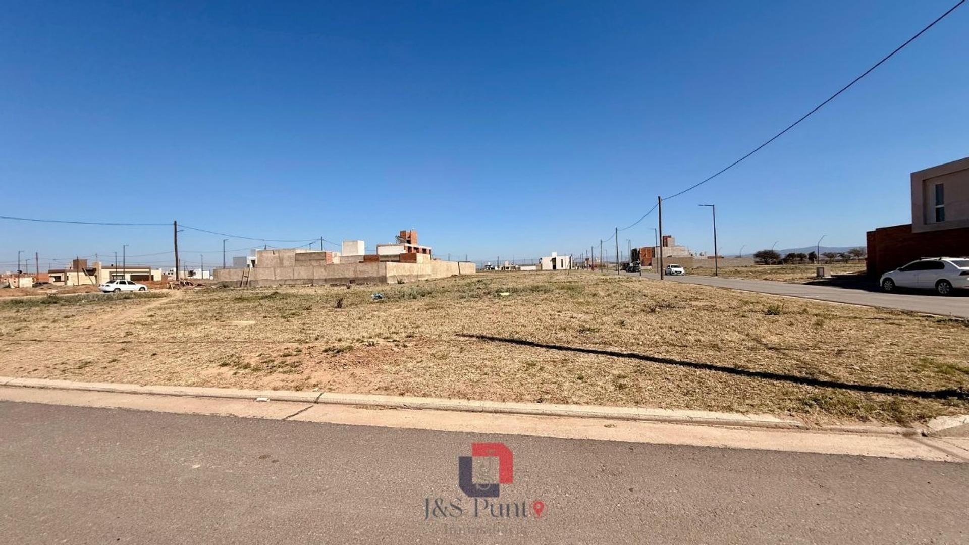 Lote en Pampas de Manantiales (387 MTS)