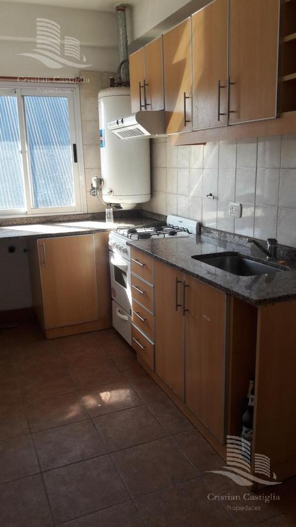 Departamento 4 ambientes con 2 baños
