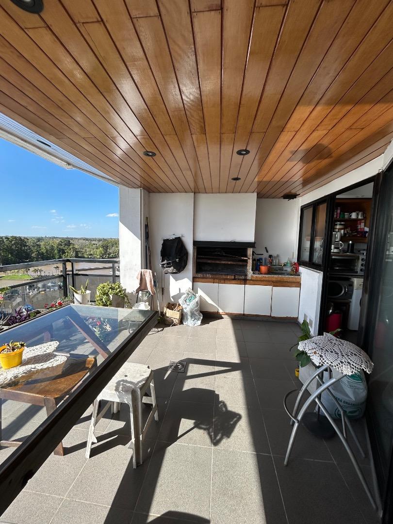 Departamento 4 ambientes con 2 baños