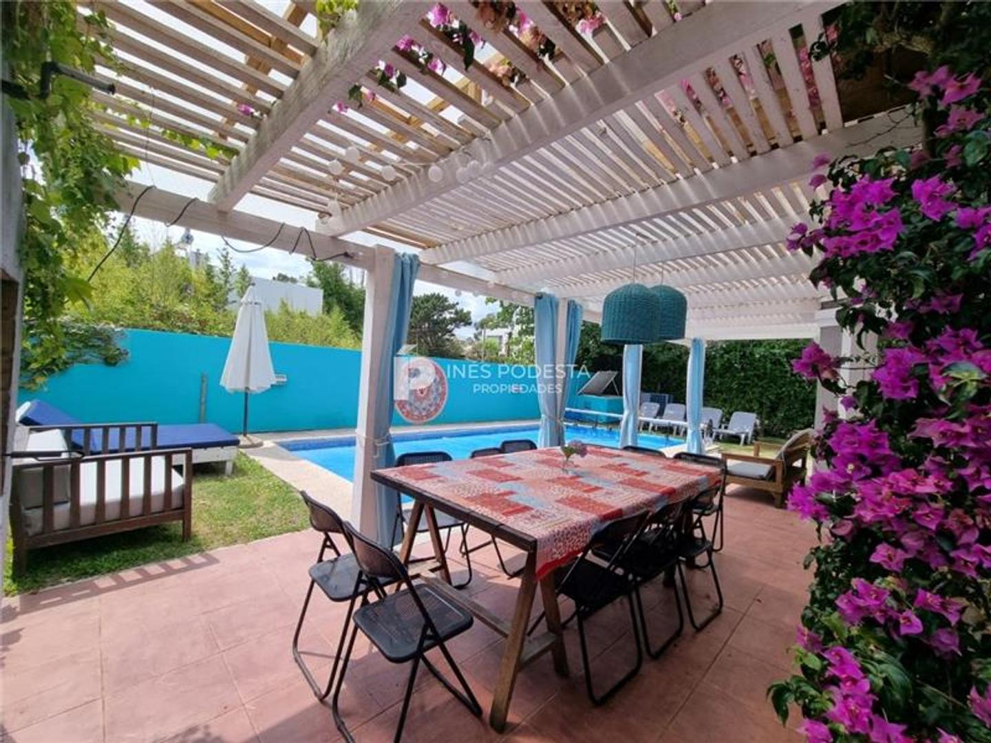 Casa en Venta de 5 dormitorios