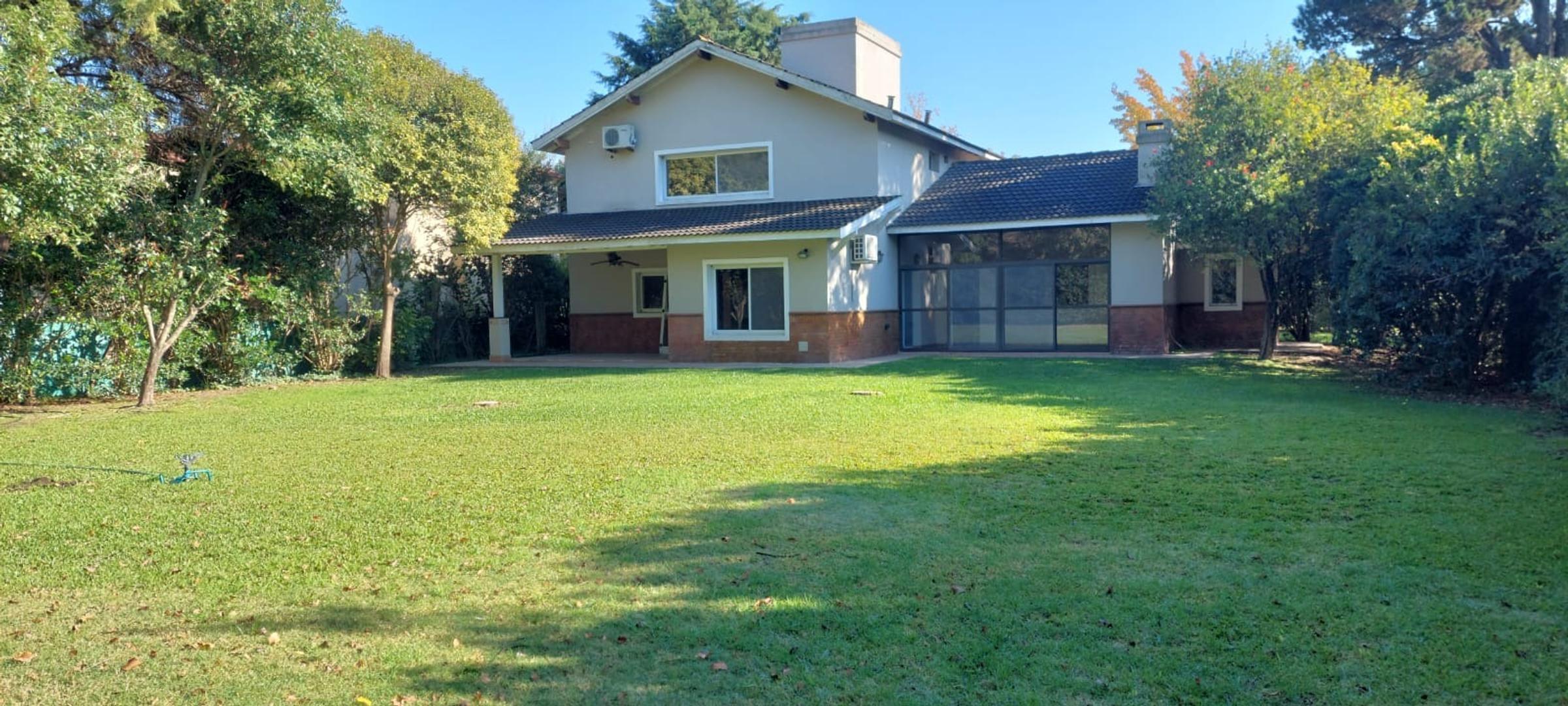 Casa en Venta en La Celina -Apto crédito-