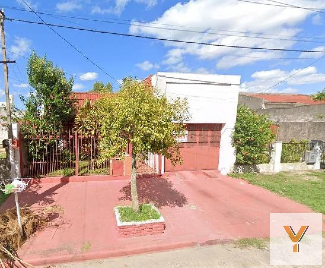 Casa en venta - 2 Dormitorios 2 Baños - 300Mts2 - Berisso