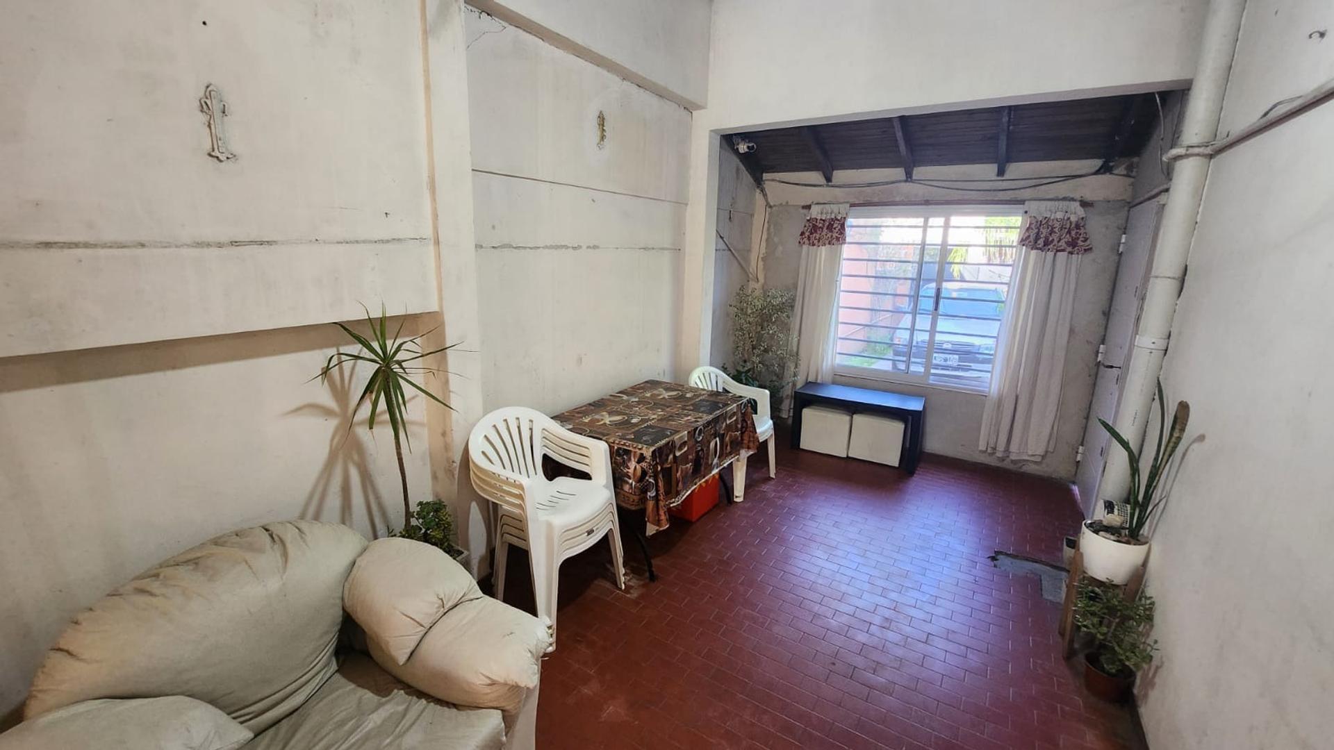 Casa en Venta en Banfield, USD 65.000