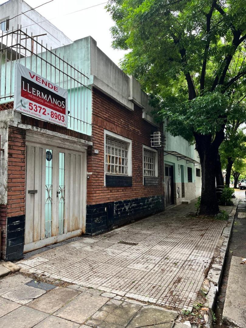 Venta Casa 4 Ambientes 3 dormitorios,saavedra,patio,terraza