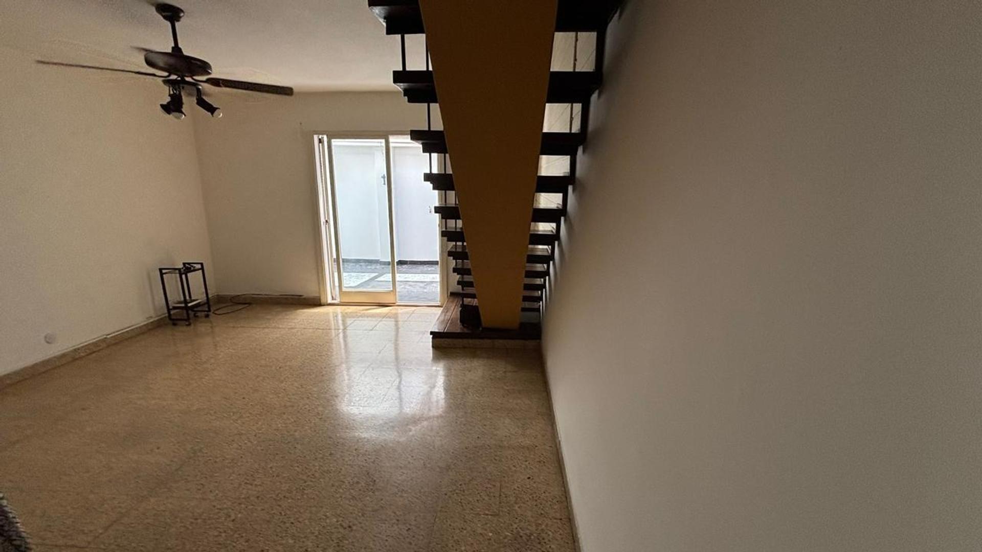 Casa en Venta en Villa Sarmiento, USD 73.000