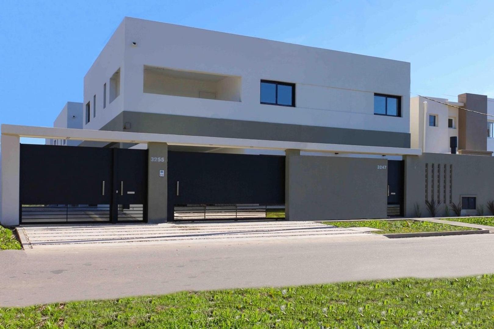 Duplex en venta 3 dormitorios Gonnet