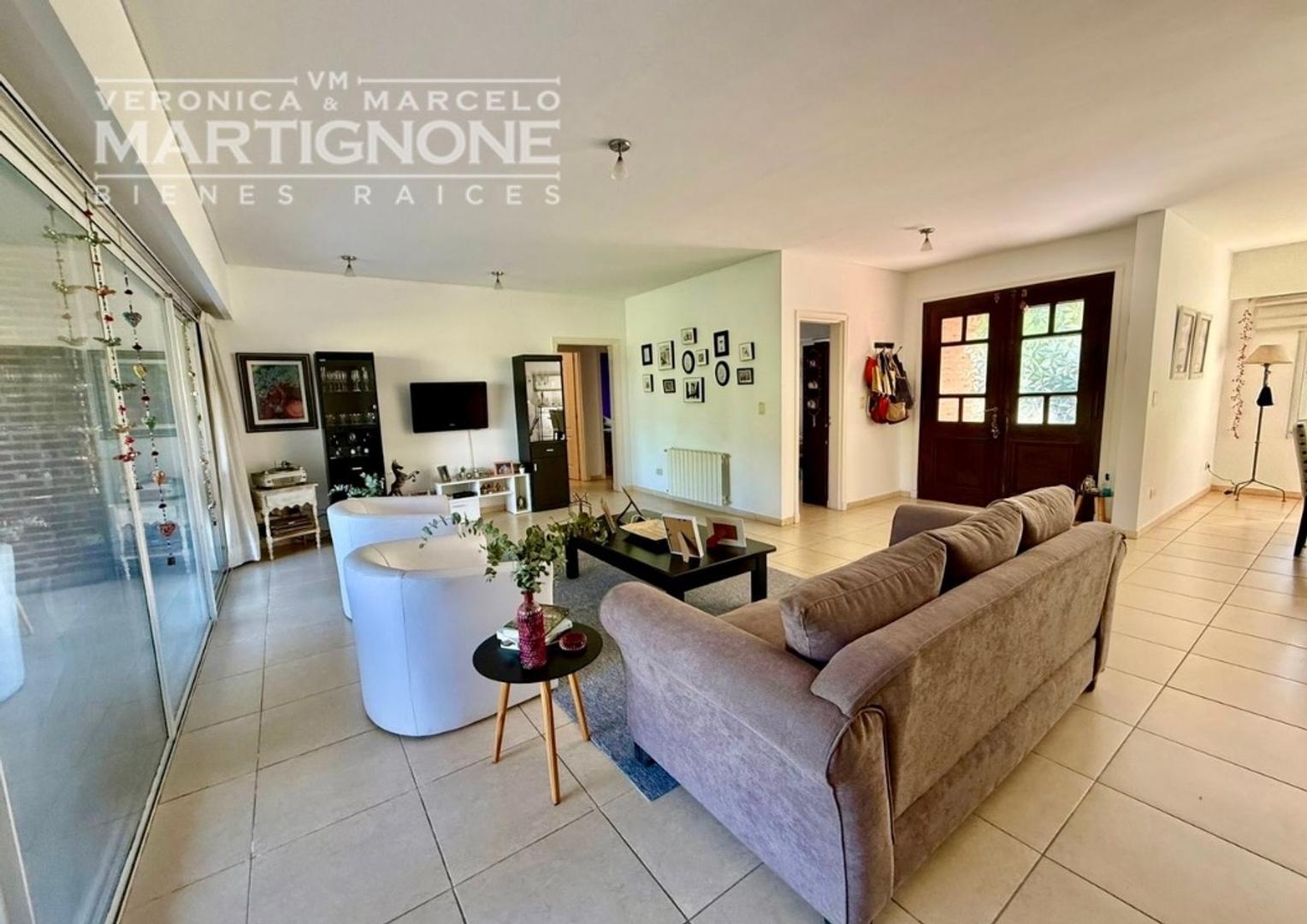 Impecable Chalet En Venta En Altos De Manzanares