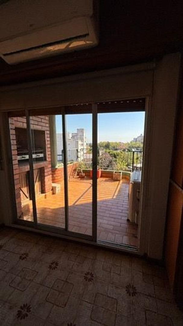 Departamento en Venta con 2 cocheras