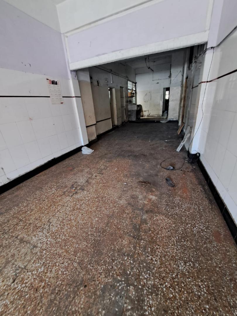 Local en Venta en Avellaneda, USD 230.000