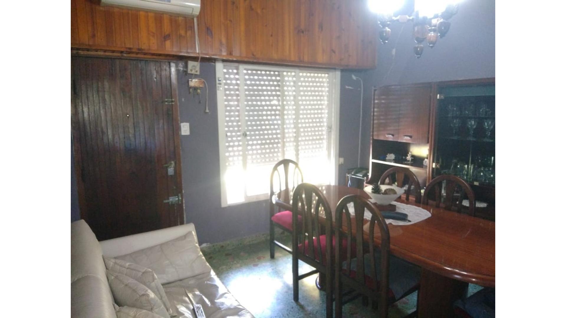 casa muy buena en José León Suarez