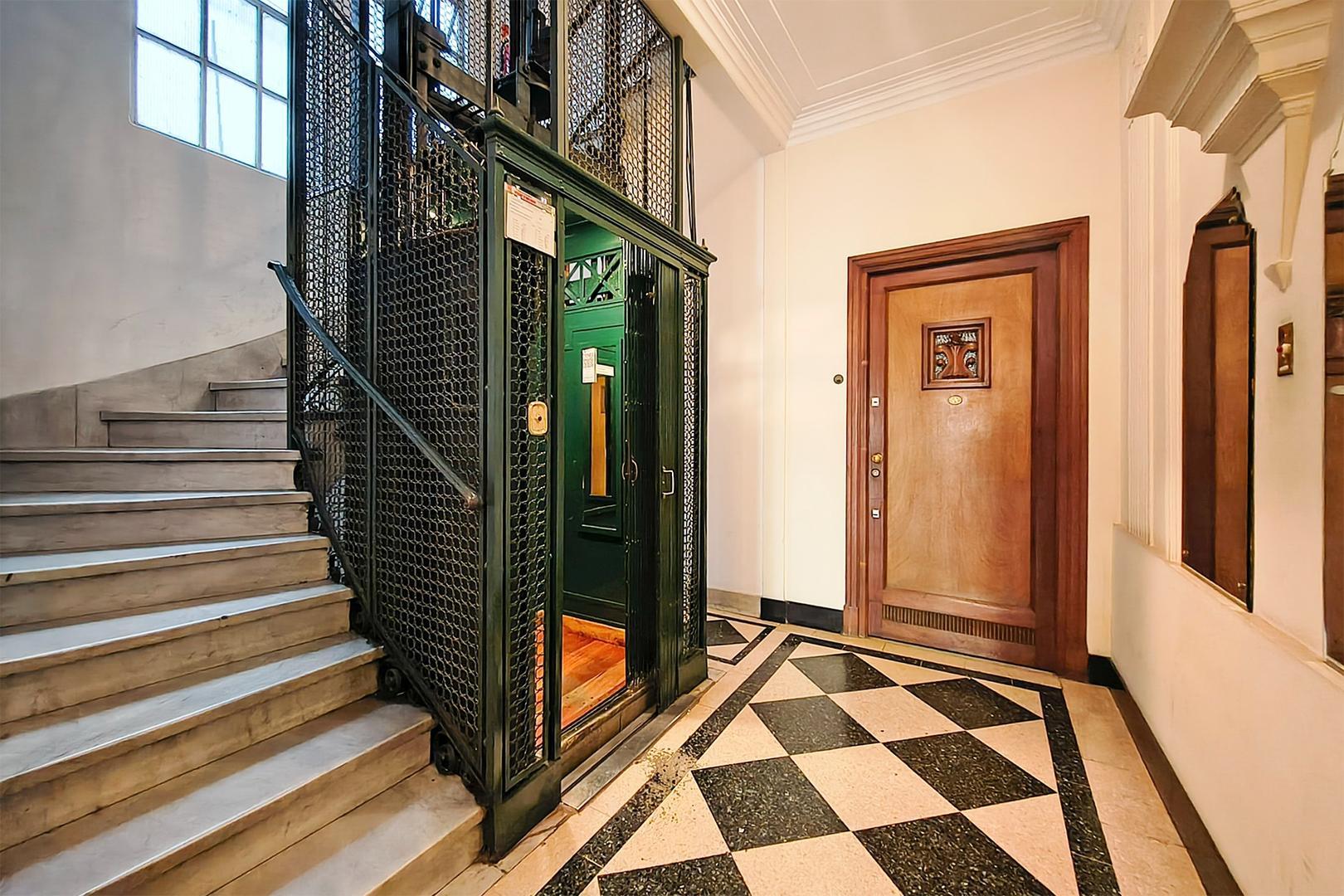 Oficina en Venta en Botanico, USD 240.000