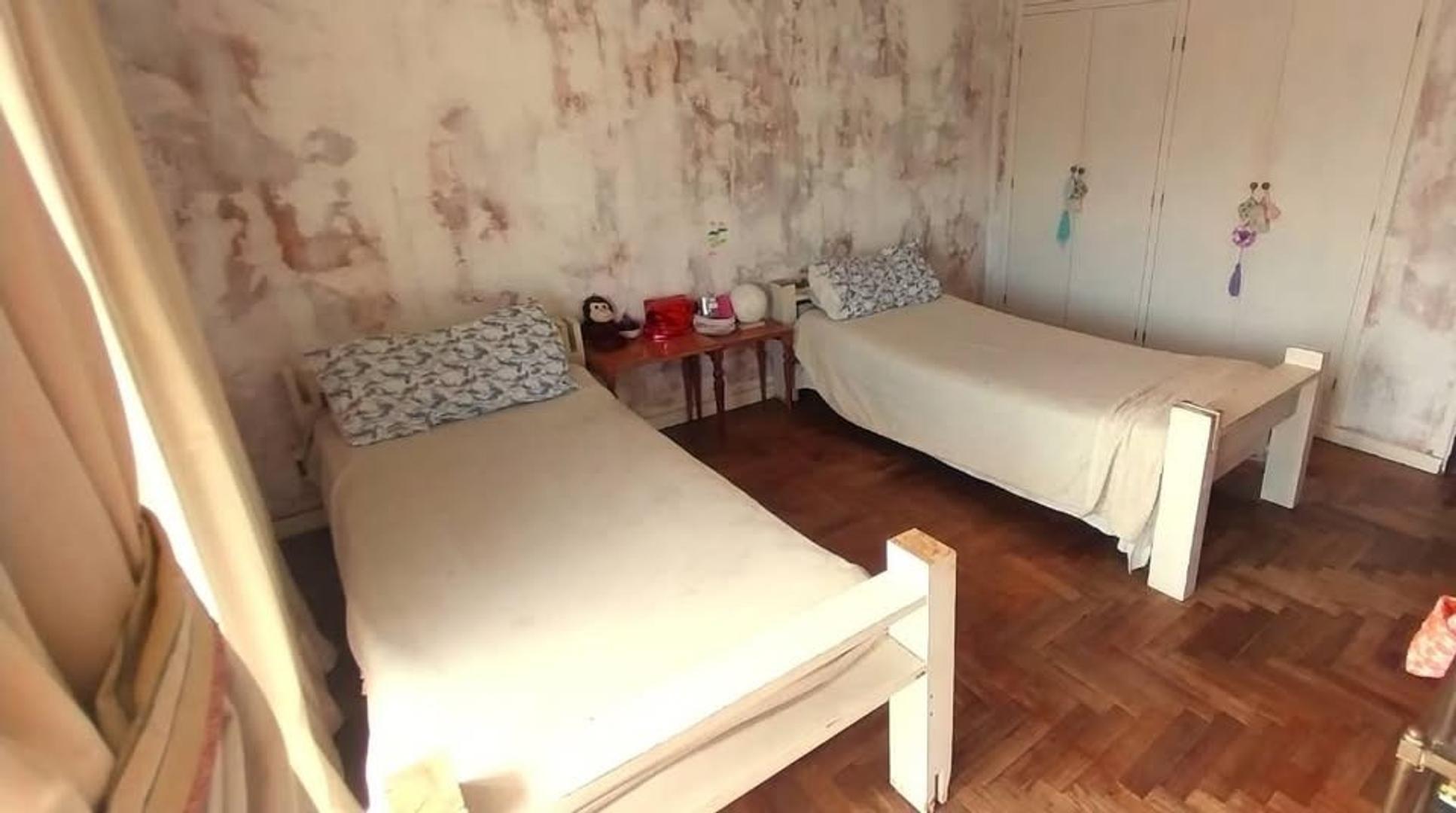 Av. Fortunato De La Plaza 4370 , Piso 2