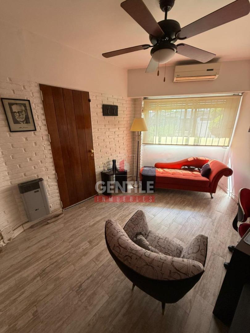 Casa 6 ambientes con 3 baños