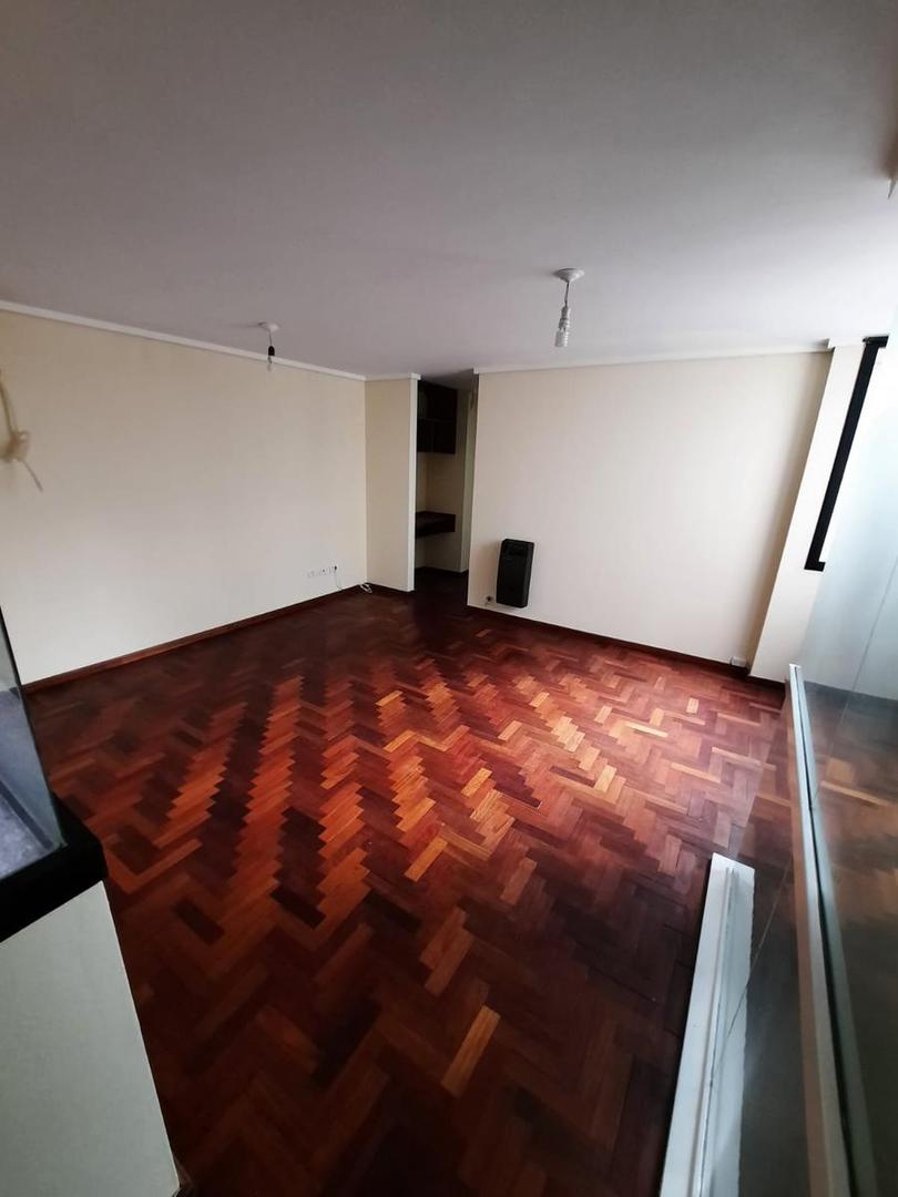 Departamento en Alquiler de 4 ambientes