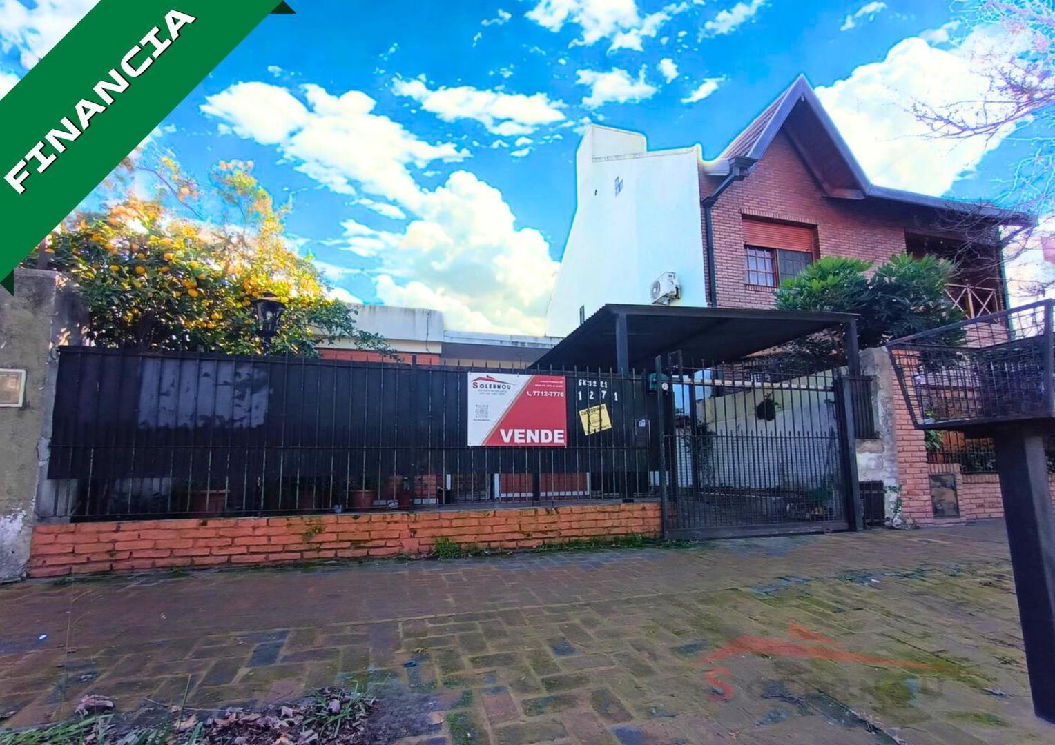 Casa 2 dormitorios Patio, cochera, apto crédito,TOMA PERMUTA