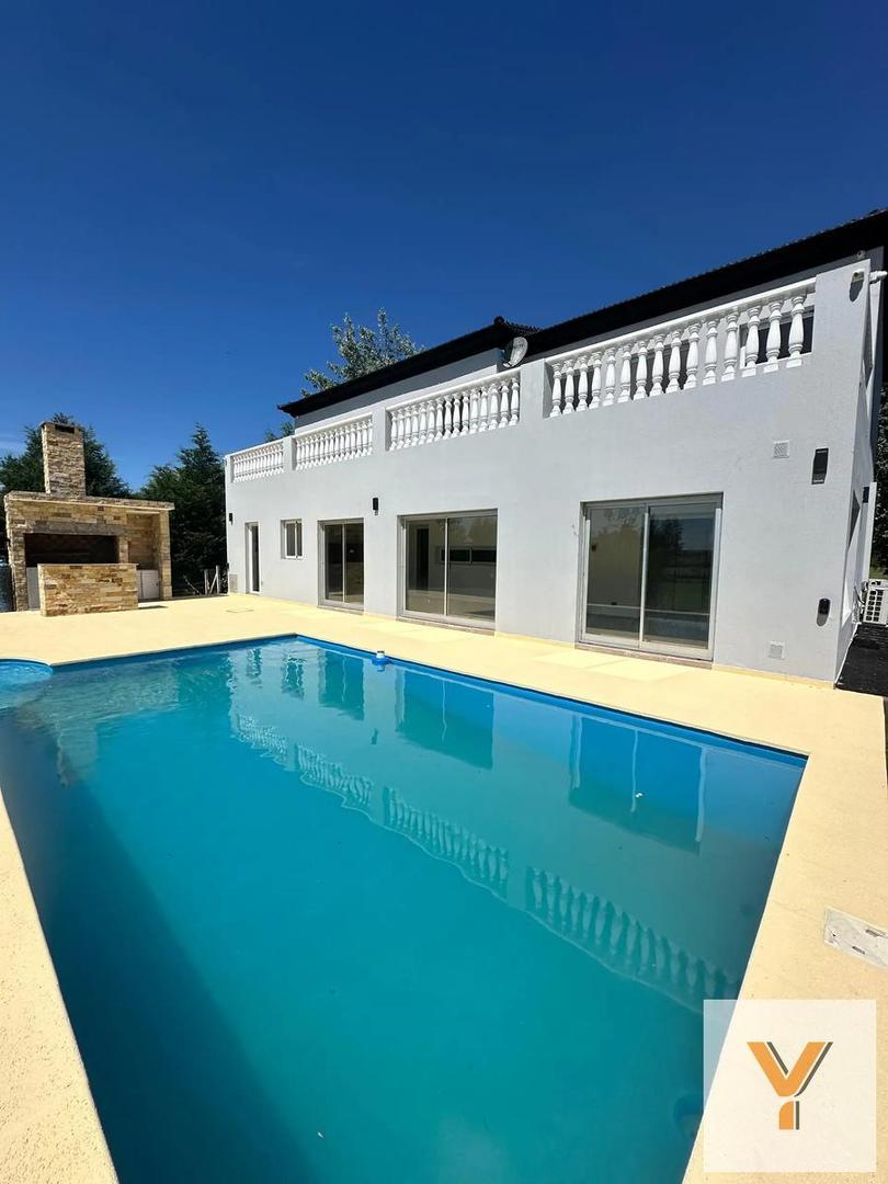 Casa en Venta al Este