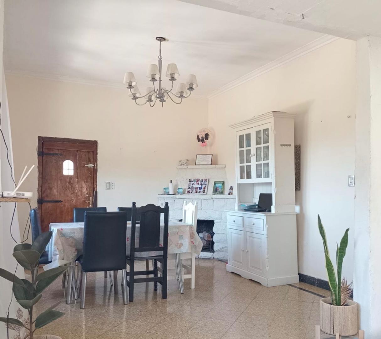 Casa en Alquiler Temporal con 2 cocheras