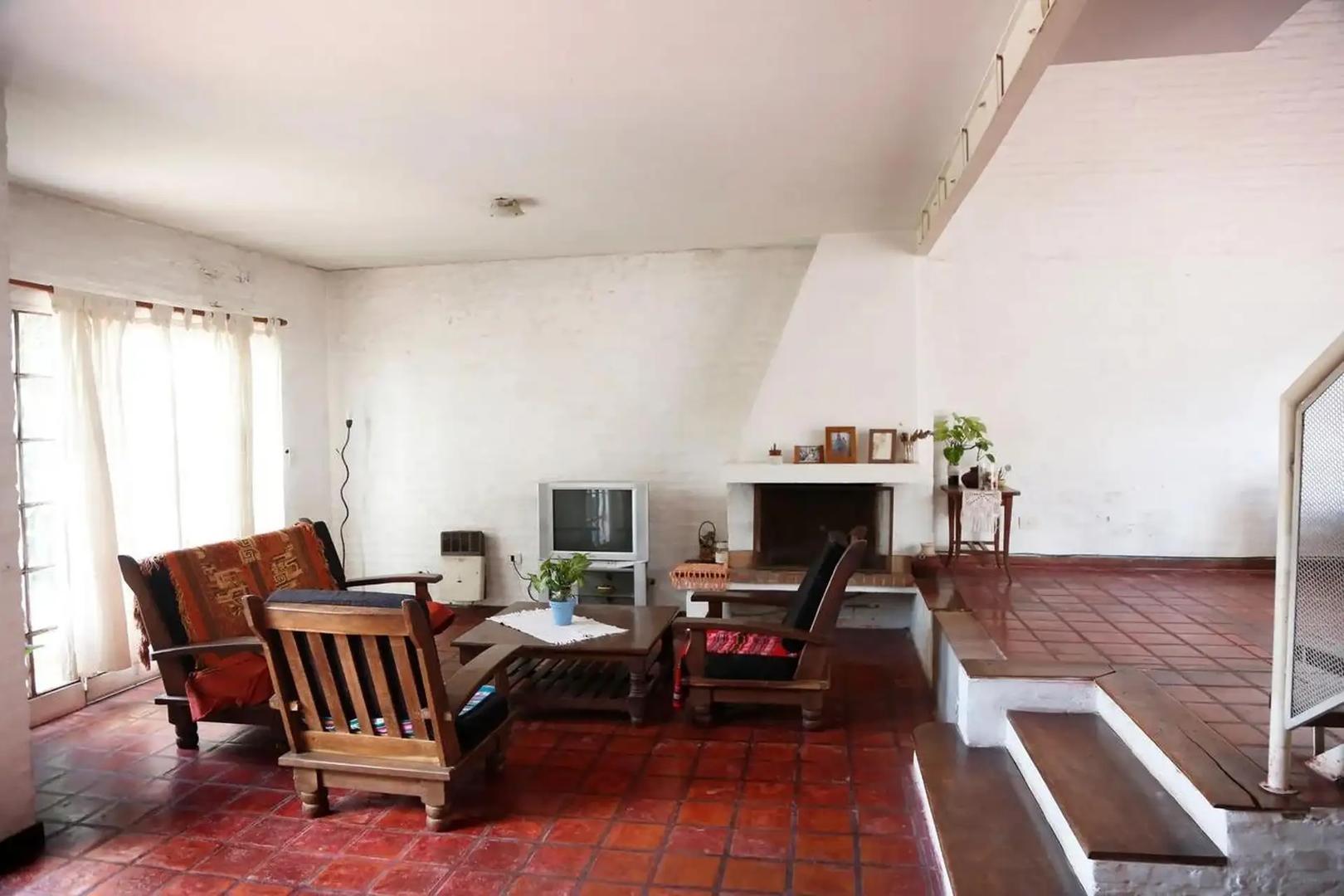 Casa en Venta en Manuel B Gonnet, USD 168.000