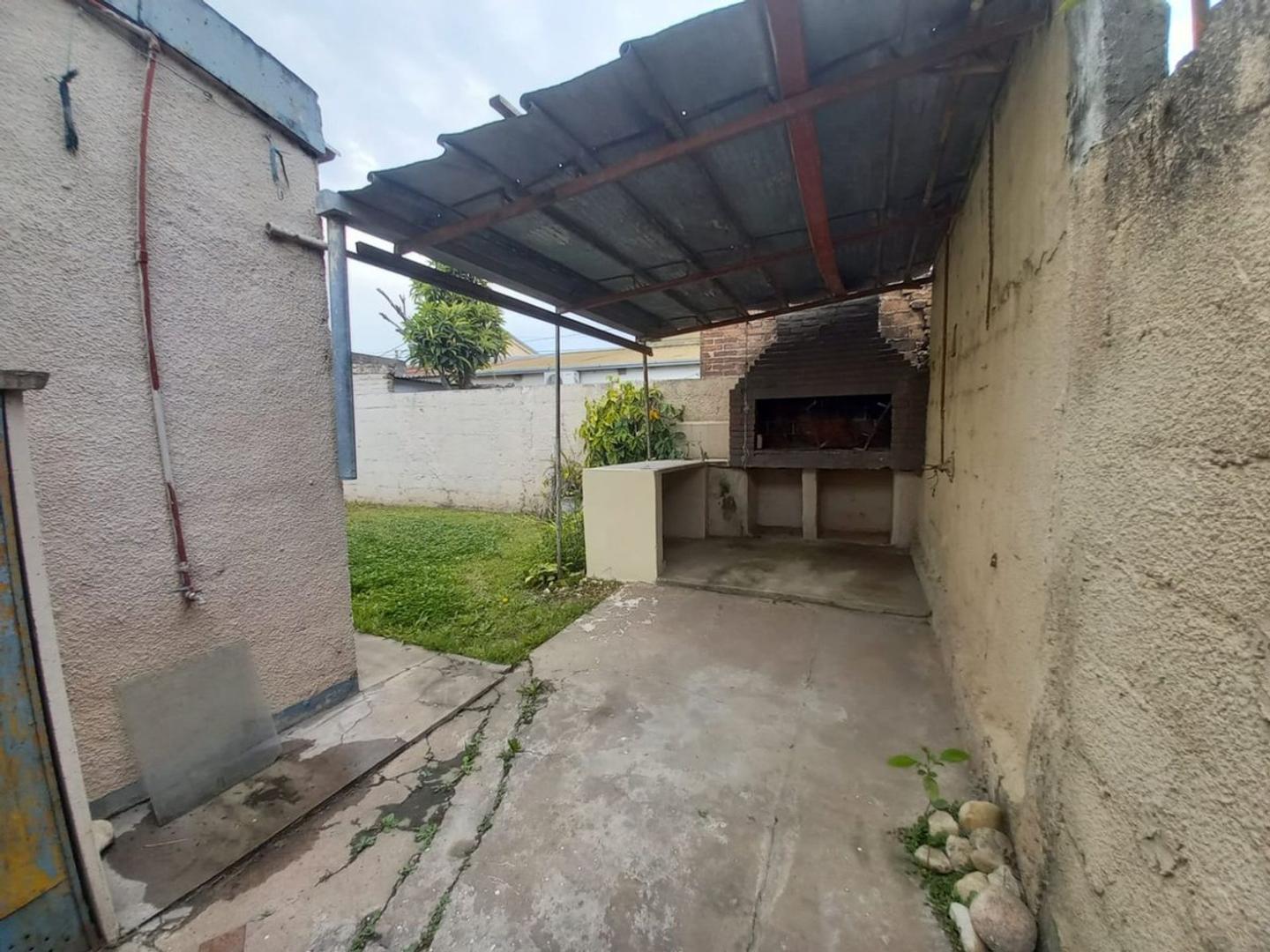 CASA 3 DORM + COCHERA