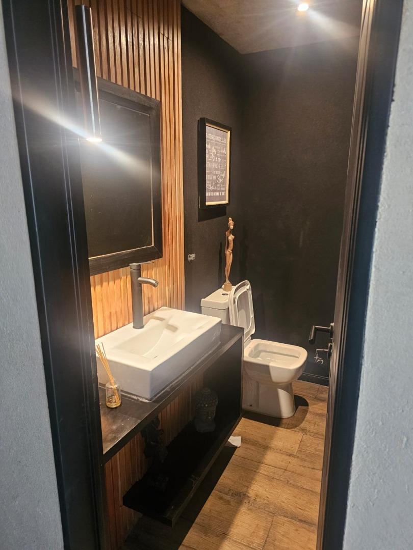 Duplex 3 ambientes en alquiler con cochera