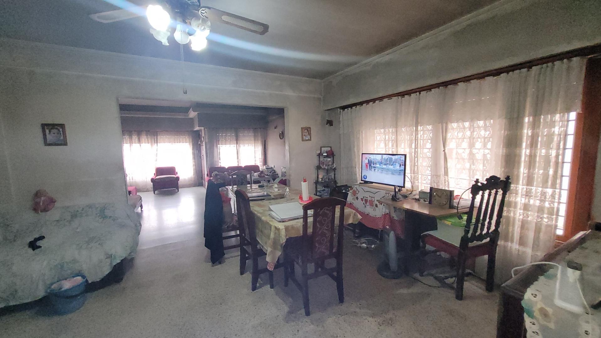 Casa en Venta en Berazategui, USD 210.000