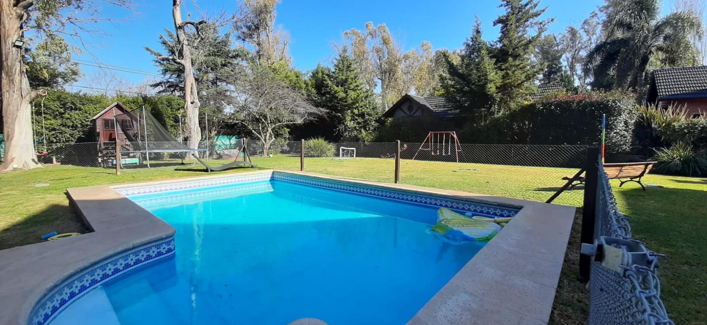 Casa 4 ambientes con 3 baños