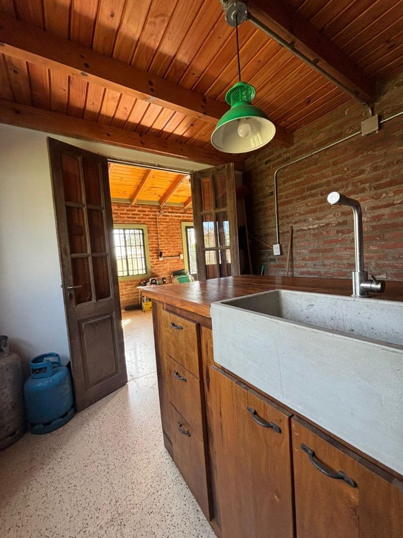 HERMOSA CASA QUINTA EN SAUCE VIEJO