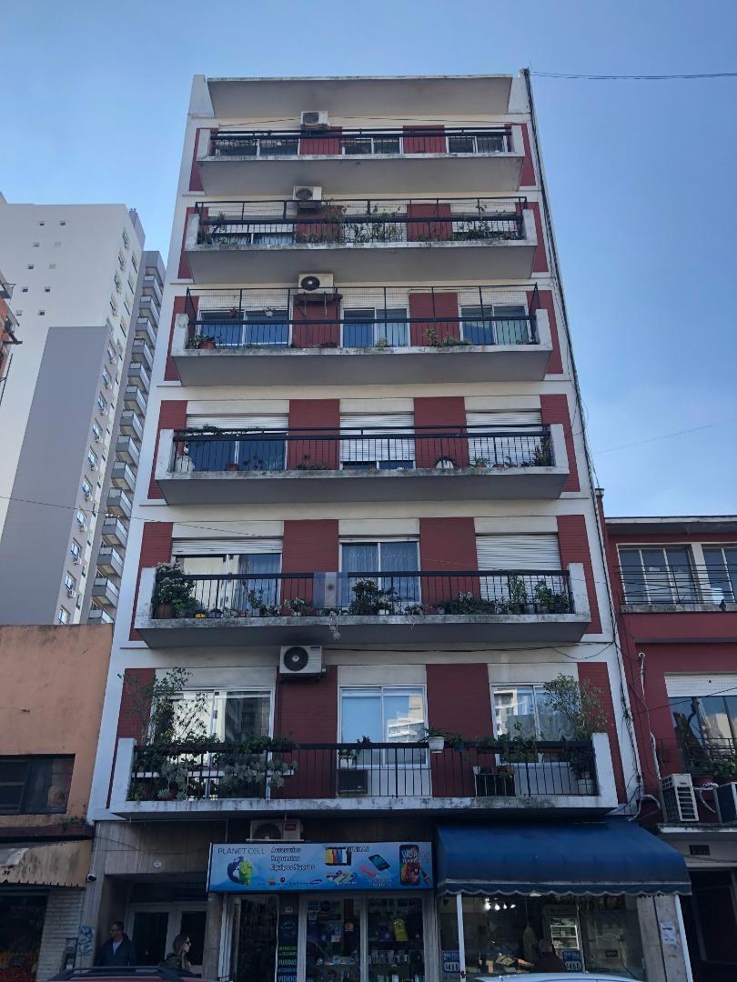 Depto. 4 ambientes c/ Patio en Banfield