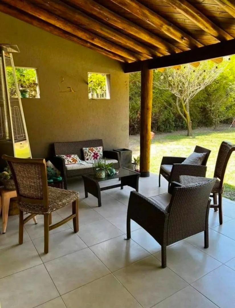 Casa 4 ambientes con 4 baños