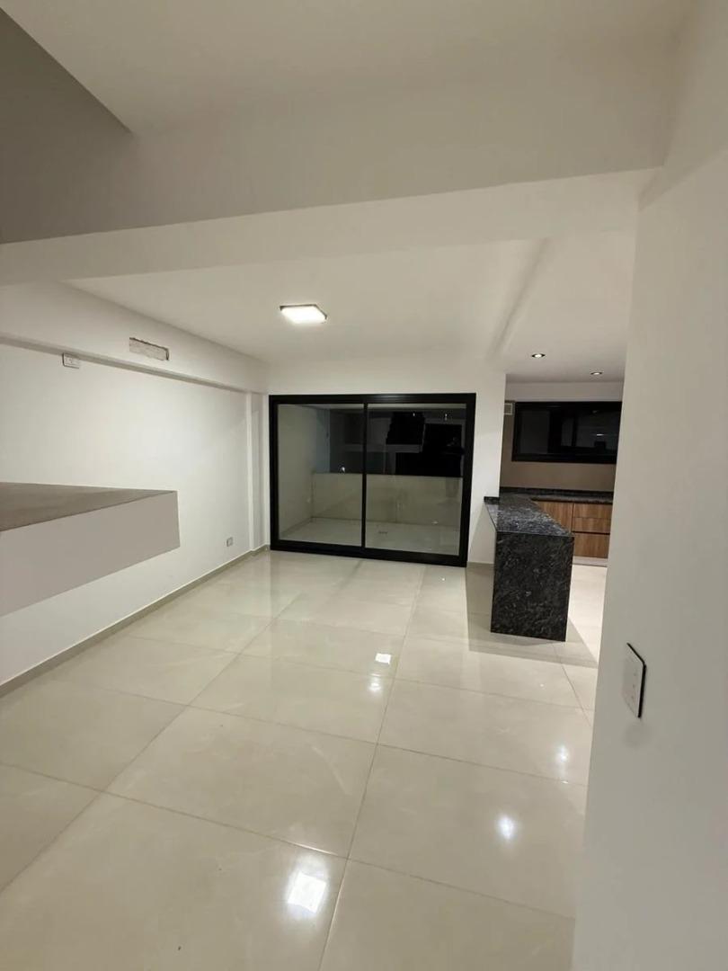 Departamento en Alquiler de 5 ambientes