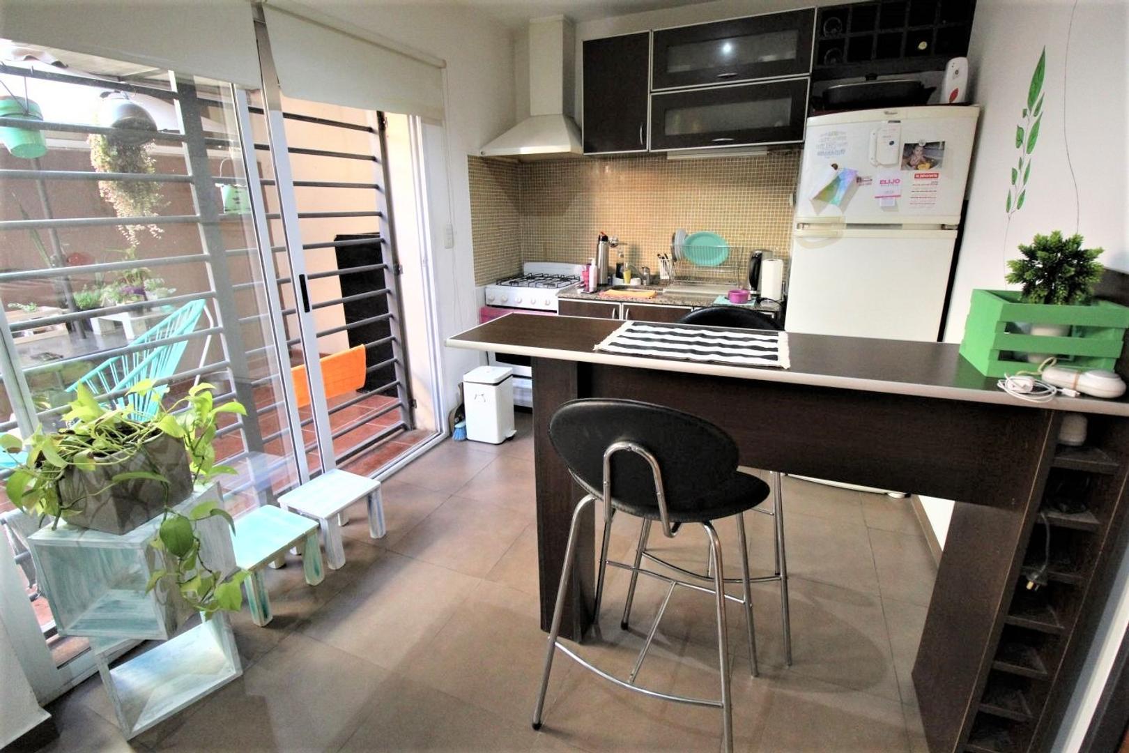 Depto Tipo Casa en Venta de 4 ambientes