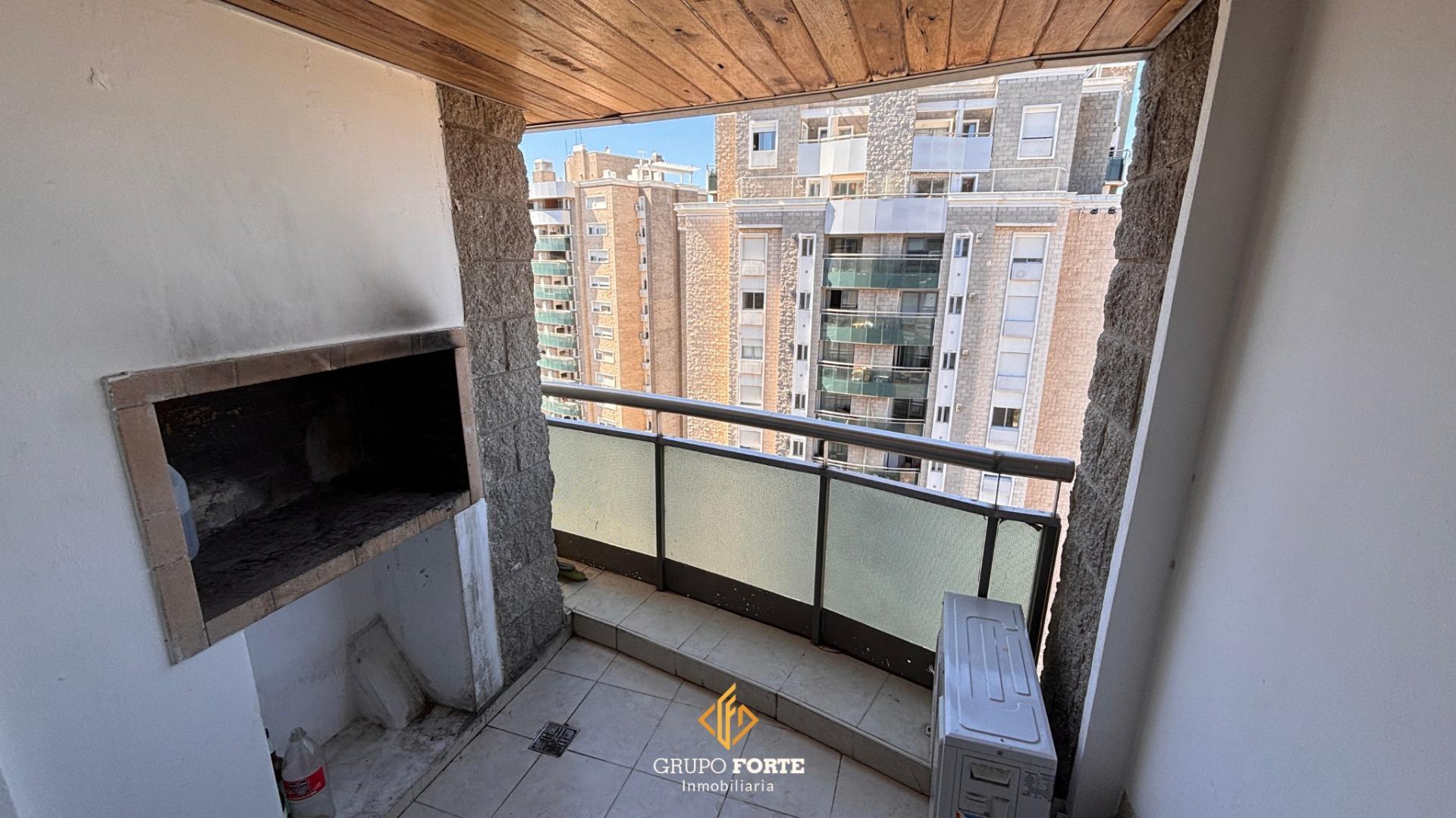 Av Colon 6200, Piso 5