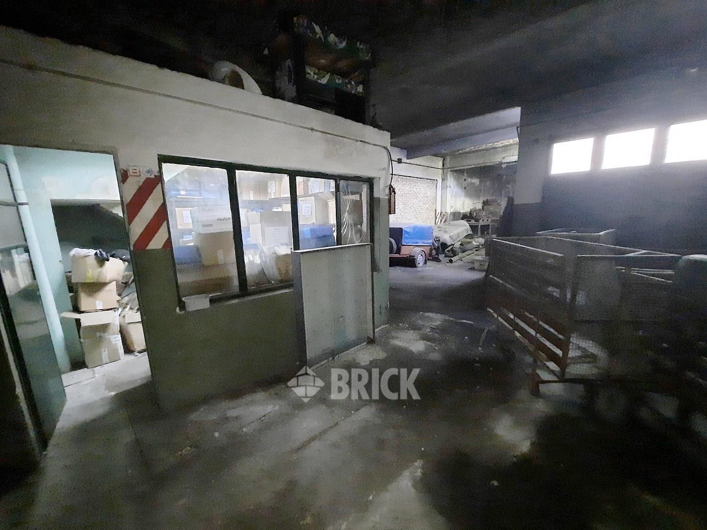 HIPOLITO BOUCHARD al 3200