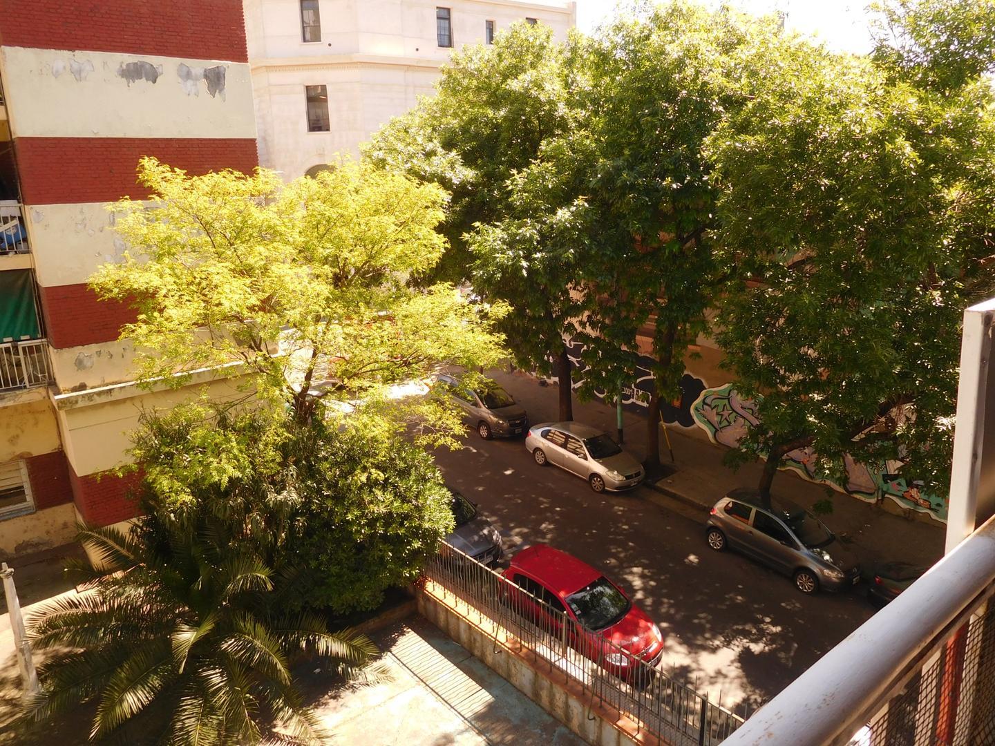 Departamento 4 ambientes con 1 baño