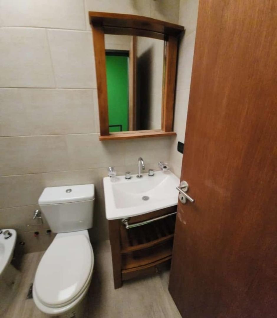 Depto Tipo Casa en Alquiler de 3 ambientes