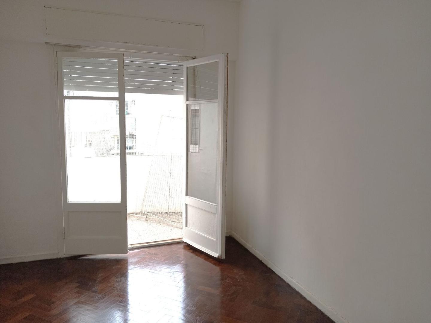 Departamento 4 ambientes con 1 baño