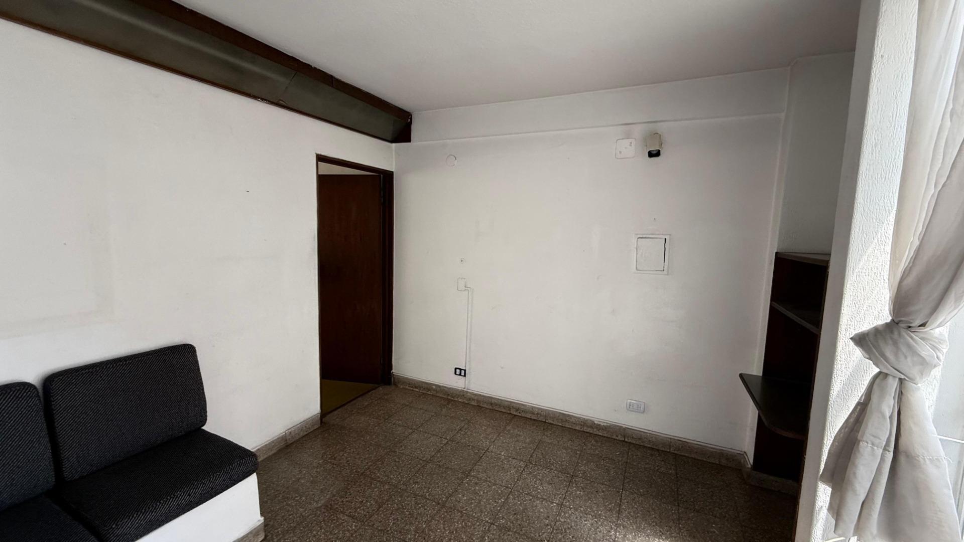 Oficina en Alquiler al Norte