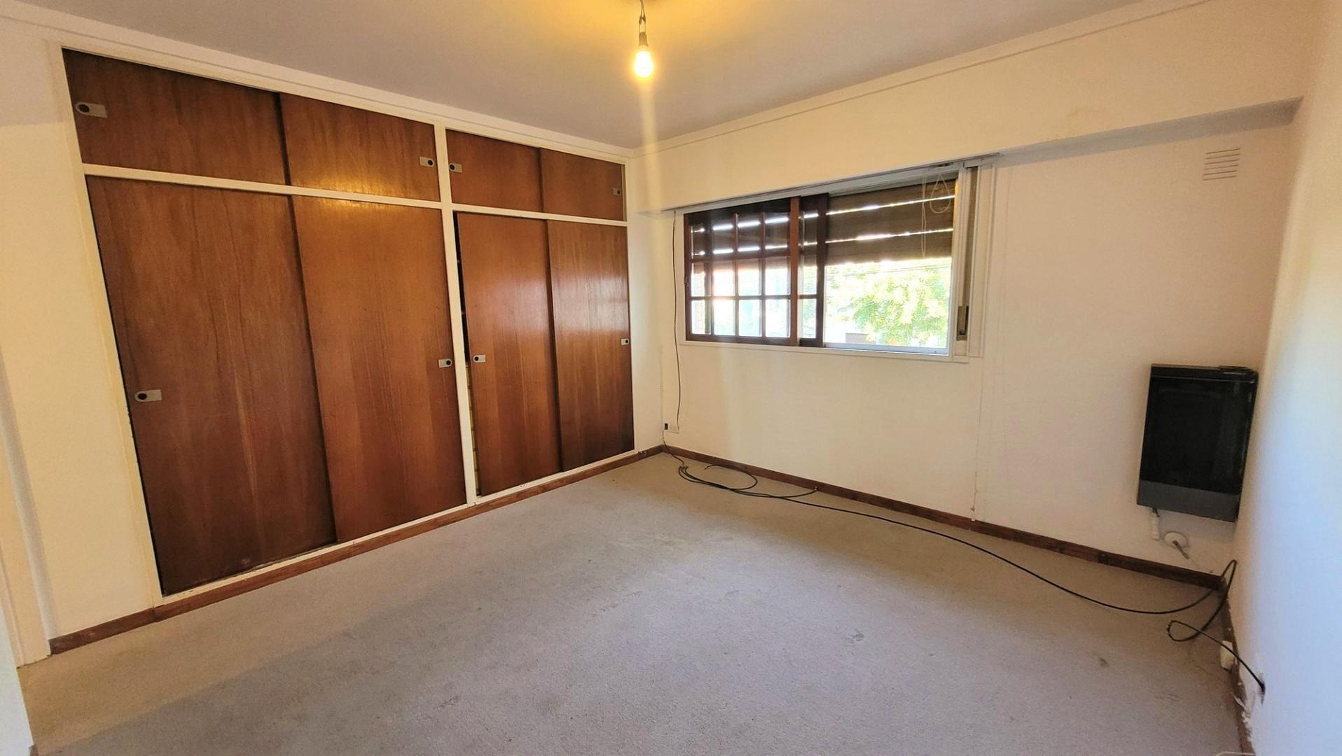 MARTINEZ: HERMOSO TRIPLEX 3 DORMITORIOS CON PLAYROOM, PARQUE