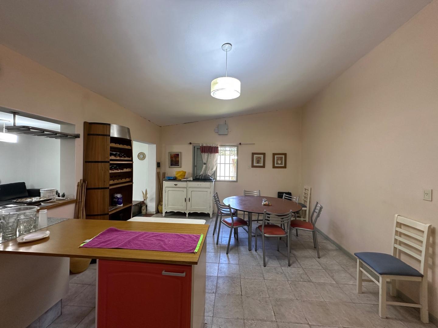 Casa en Alquiler en Alvear, $ 1.800.000