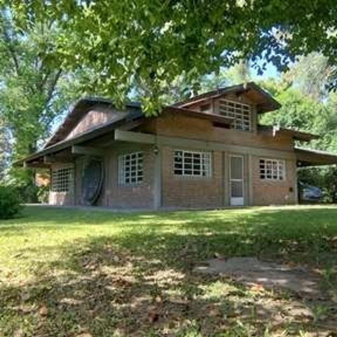 CASA  DE 4 AMBIENTES, ROBLES DEL MONARCA , LA LONJA ,PILAR!