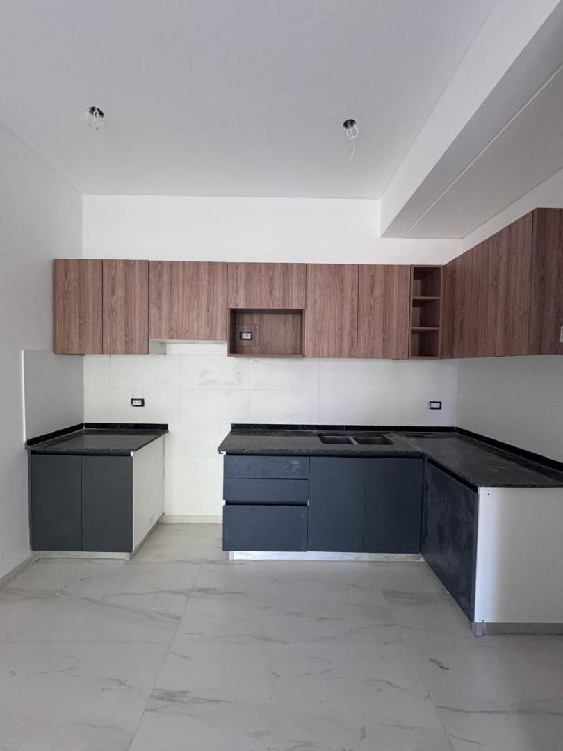 Quintana 250 , Piso 1