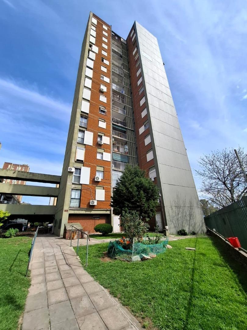 DPTO. 2 DORMITORIOS (POSIBLE 3º DORMITORIO). GRAL. PAZ 15255