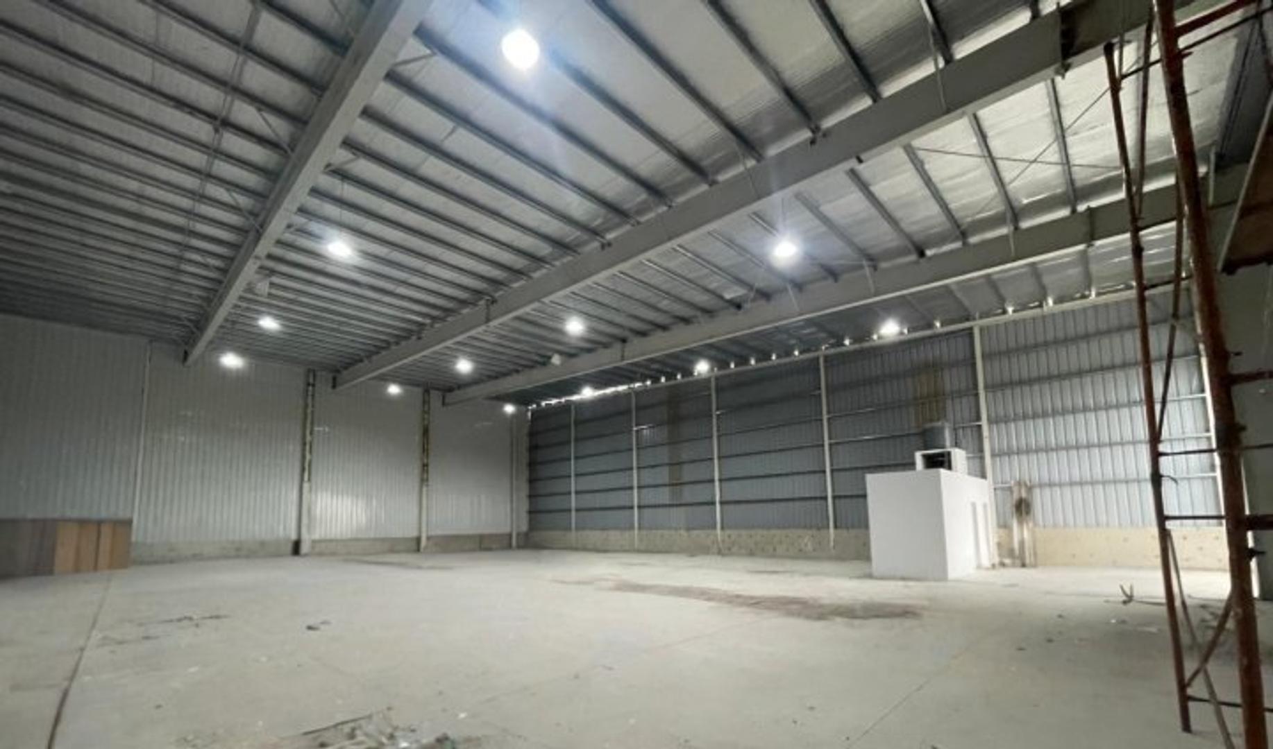 Galpon en Alquiler en Alvear, USD 3.500