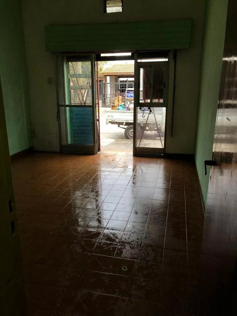 Local en Alquiler en Hurlingham, $ 230.000